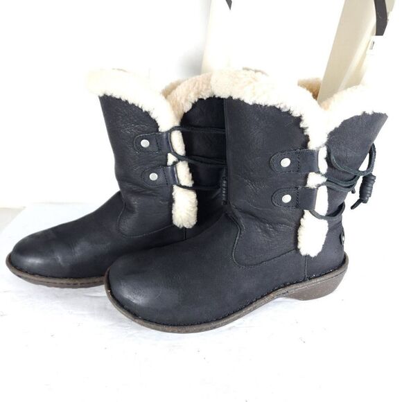 UGG Women's Akadia US 7 Black Leather Sheepskin Shearling Mid Calf Winter Boots - Picture 1 of 12